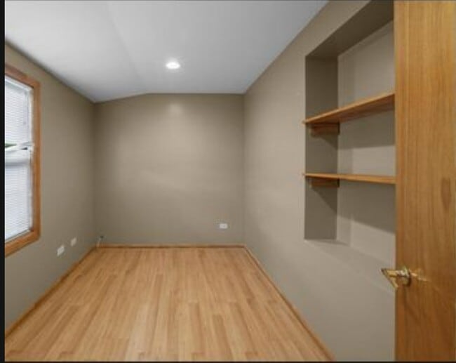 Photo - 5143 N Kildare Ave