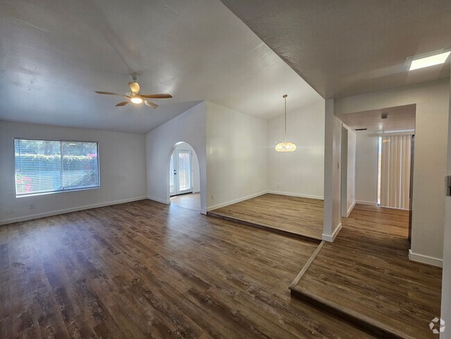 Building Photo - 3 bd with office -N. Phx - 1 story single ... Rental