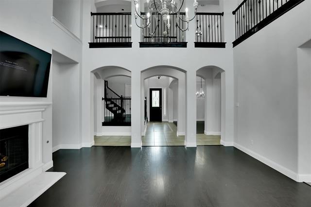 Photo - 410 Aylesbury Ct
