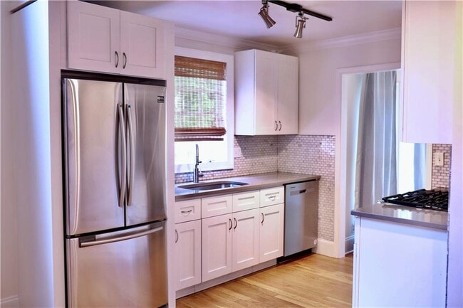 Building Photo - 297 Prospect Pl NE Rental