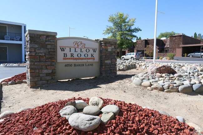 Willowbrook Apartments - Willowbrook Apartments