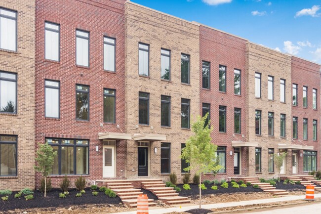 Photo - 1247 Perry St