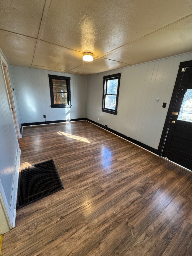 Photo - 1411 Harding St