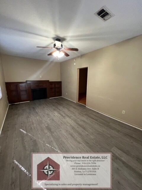 Photo - 807 Jones St