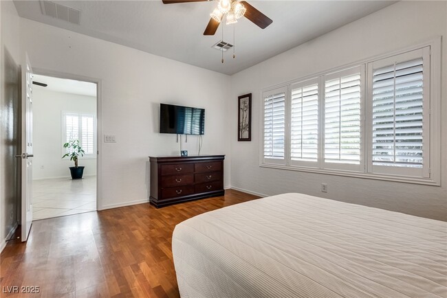 Photo - 7709 Island Rail Dr