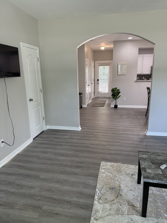 Photo - 8662 Thomas Rd