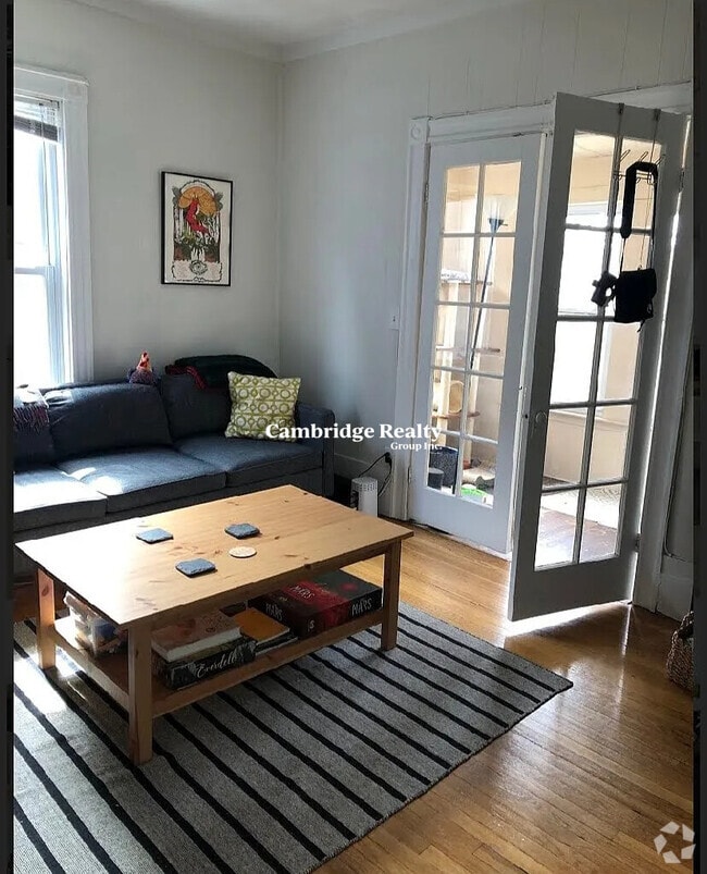 Building Photo - 78 Winchester St Unit 2A Rental