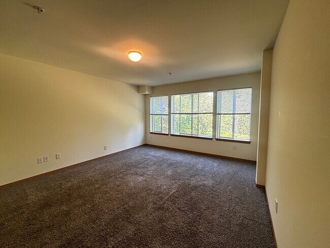 Photo - Your Home is Waiting! "Make your move easi... Unit 19-302