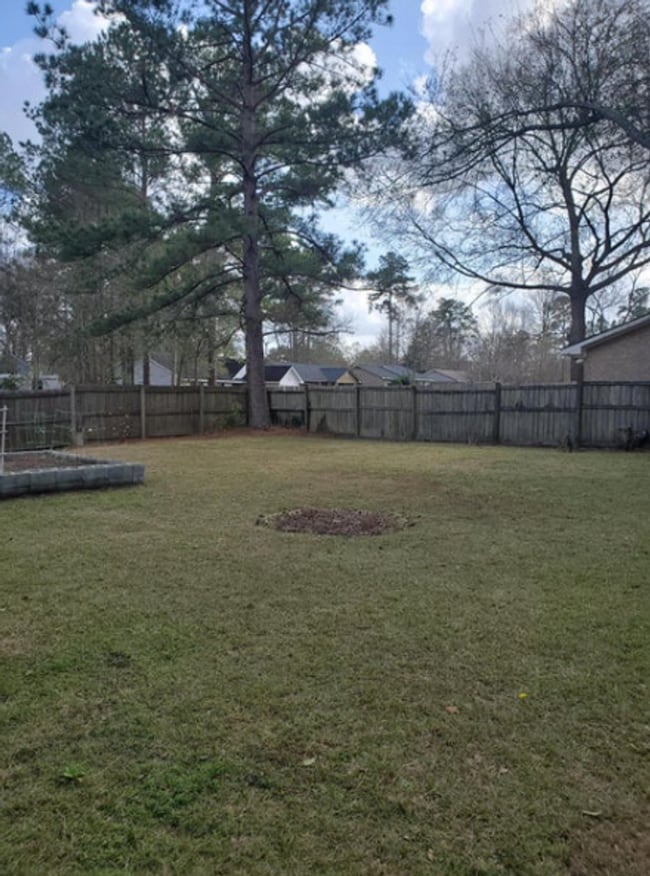 Photo - 3 BR/ 1 BA Ranch Style Home in Summerville!