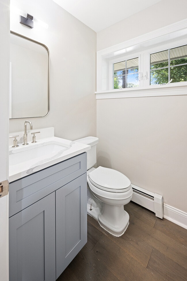 Photo - Greenwich Place