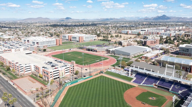 Photo - 3Bed/2Bath Home at Thomas/52nd Ave! $1499 MOVE-IN SPECIAL! Ready for Immediate Move-In!