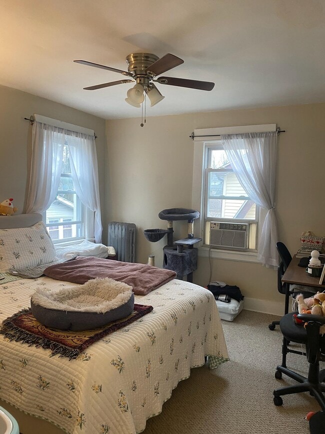 Photo - 788 Broad Ave Unit 2