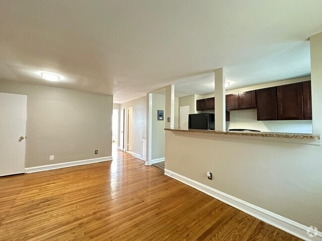Building Photo - 6776 Blakemore St Unit B Rental