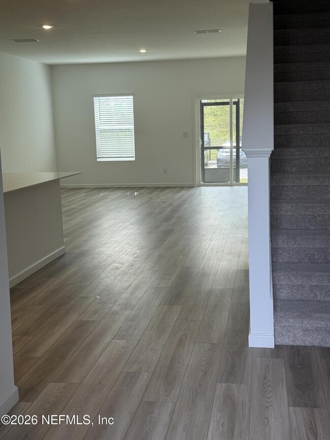 Photo - 3978 Mid Century St