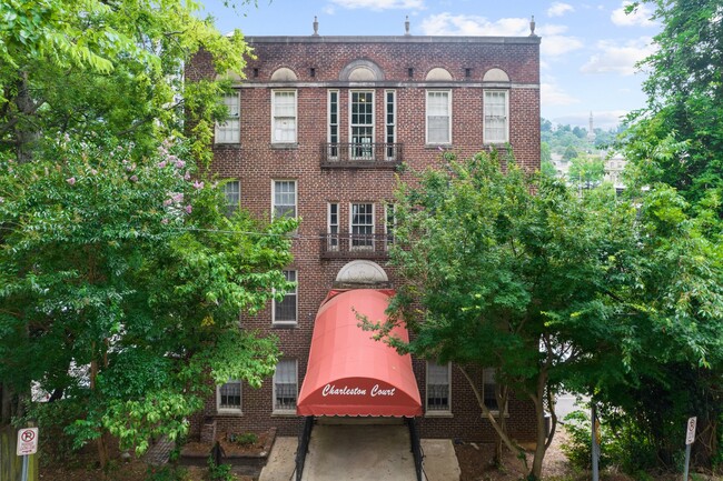 Building Photo - Charleston Court Rental