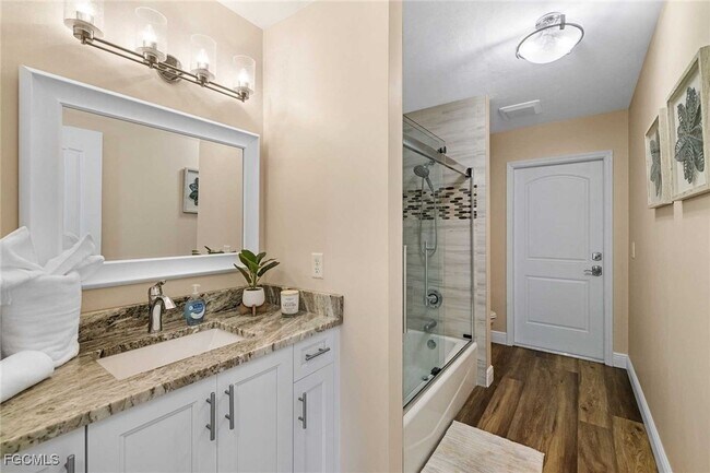 Photo - 2307 SW 40th St