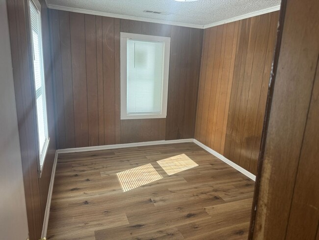 Photo - 606-608 Sherman St