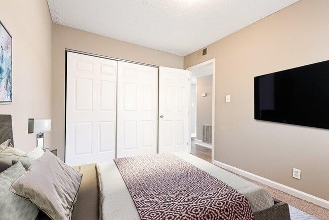 Photo - Kasteel At Stone Mountain