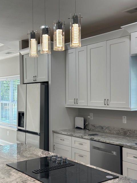 222 Taylor Cir