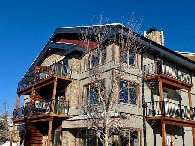 Photo - Storm Peak Apartments