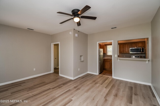 Photo - 4733 Irvington Ave