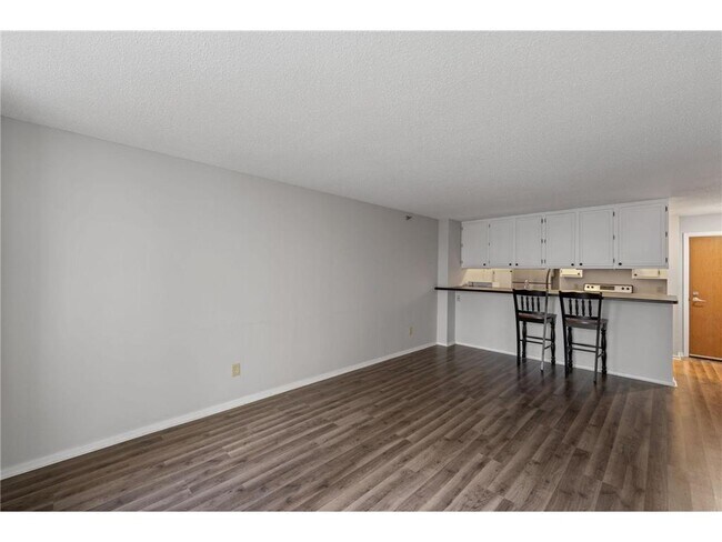 Photo - 433 S 7th St Unidad 1609