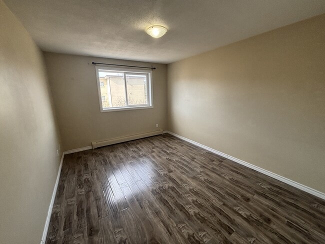 Photo - 87 Westwood Dr Unit 202