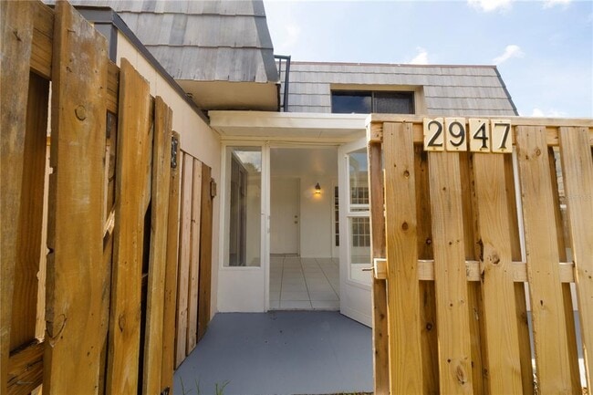 Photo - 2947 Poplar Ave