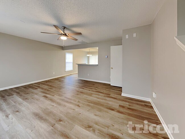 Photo - 5818 Greenway Vista Ln