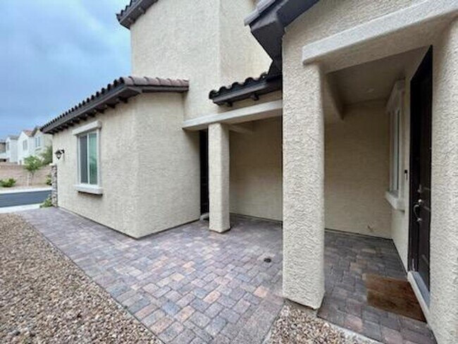 Photo - Great 2 Story Home in Skye Canyon w/ separate bonus room (casita) - 4 Bedrooms