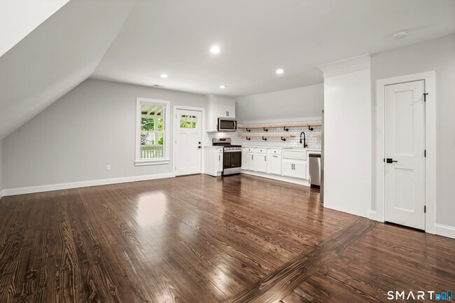Photo - 174 Coram Ave Unit 3
