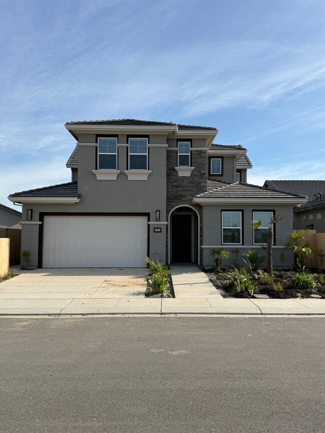 Photo - 362 Tigris St