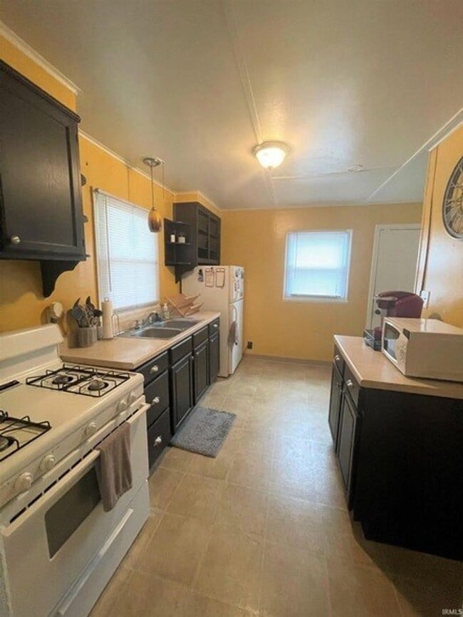 Photo - 416 S Eastside Dr