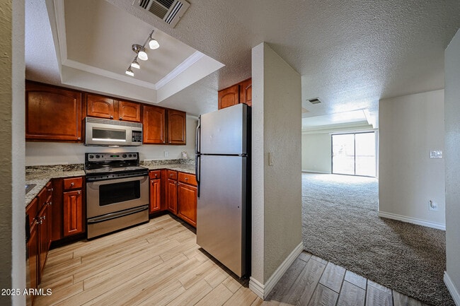 Photo - 3435 W Danbury Dr Unit B204