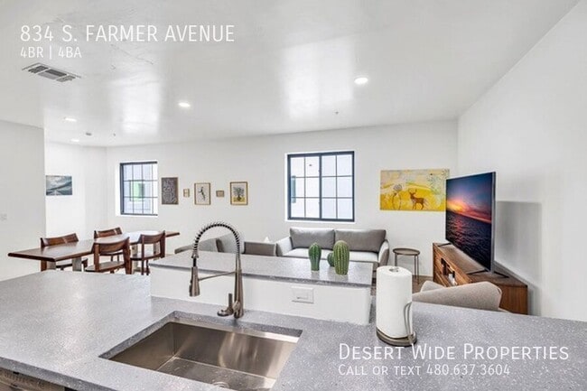 Photo - 834 S Farmer Ave