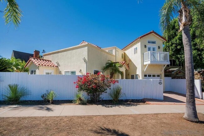 308 Palm Ave