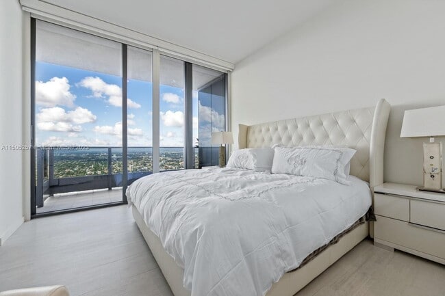 Building Photo - 1000 Brickell Ave Unit 6006 Rental