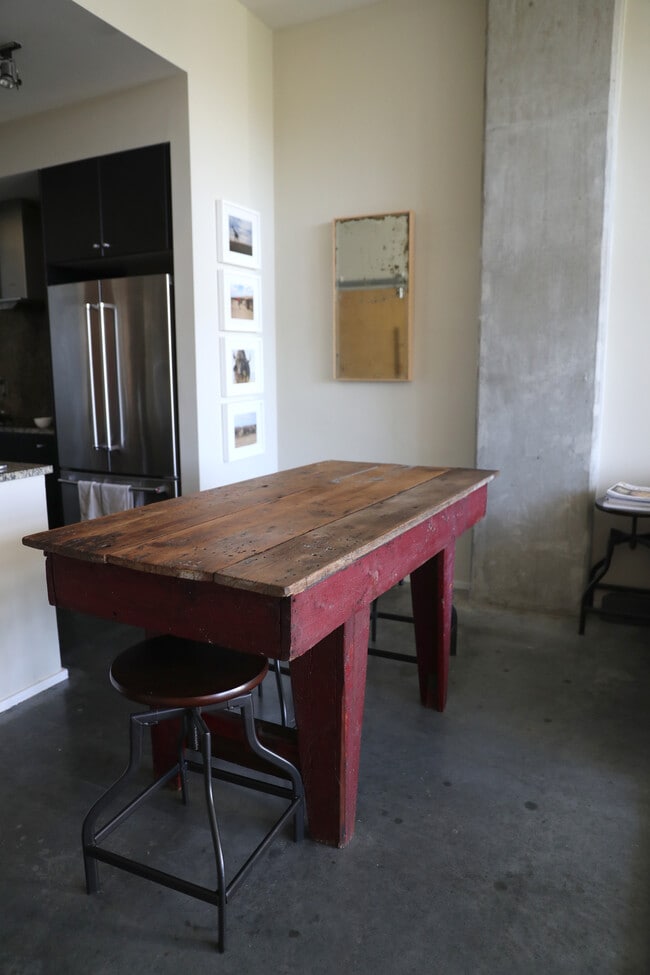 Photo - 130 Arizona Ave NE Unit 304
