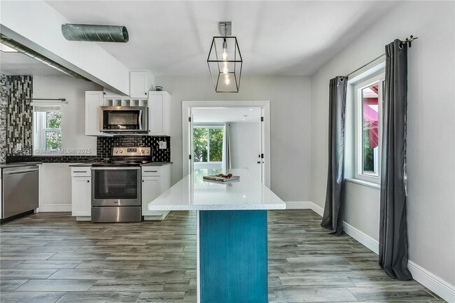 Photo - 5900 SW 44th Terrace