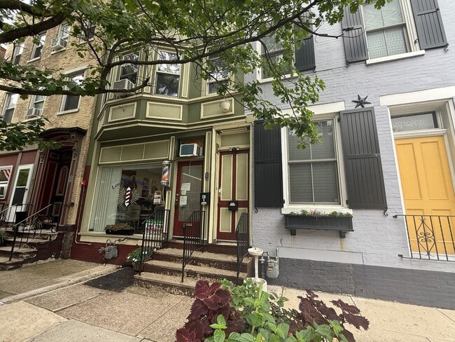 Building Photo - 82 N 4th St Unit 3