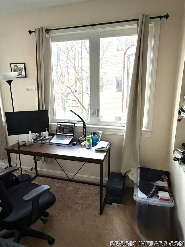 Building Photo - 39 St Paul St