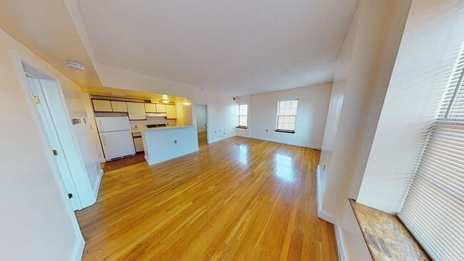 Photo - 14 John Eliot Sq Unit 4E
