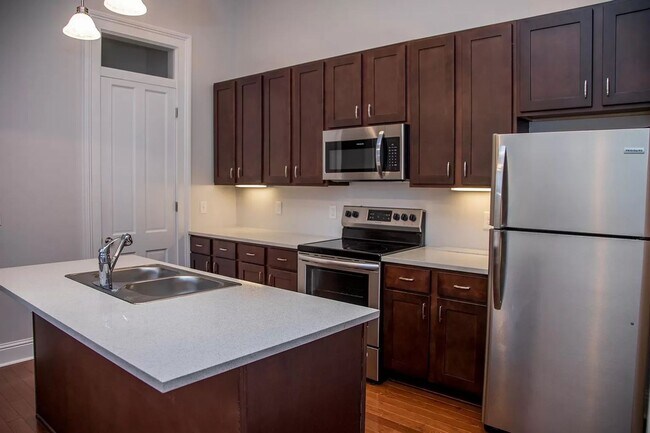 Photo - 3200 Banks St Unit 403 S. Lopez st