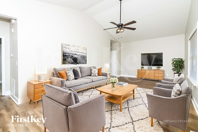 Photo - 260 Sterling Dr