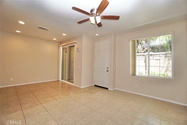 Photo - 41845 Davenport Way