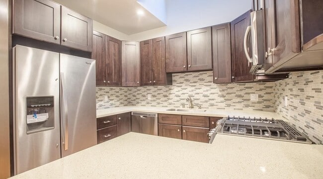 Photo - 1449 Page St