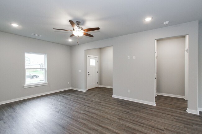 Photo - Beautiful Home in Farmington!