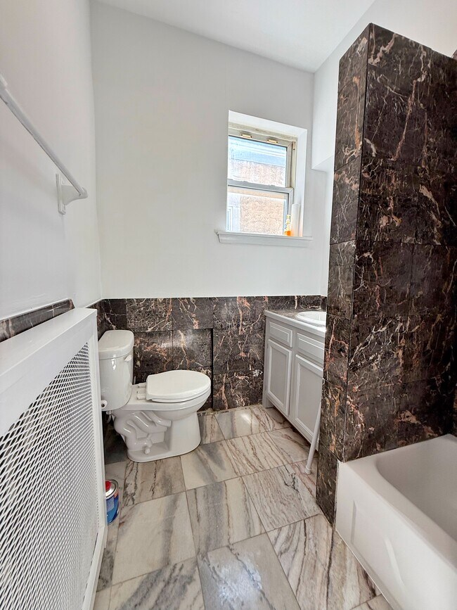 Photo - 2408 S Juniper St