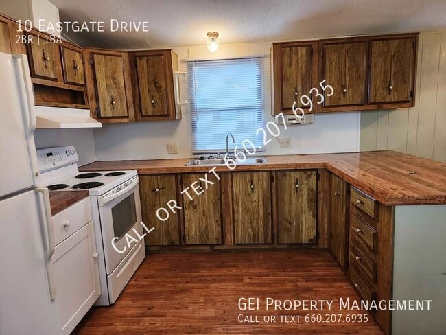 Photo - 10 Eastgate Dr