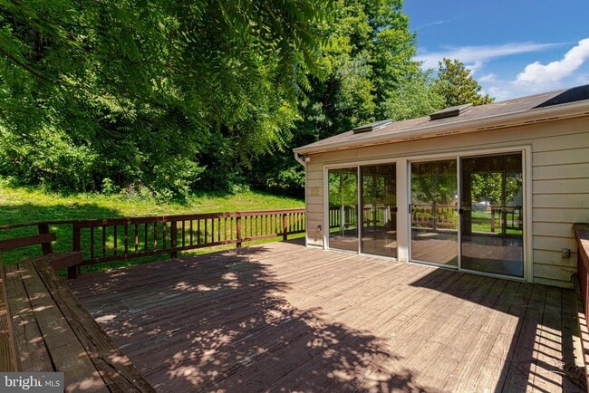 Photo - 11778 Hollyview Dr